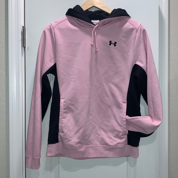 Under Armour Jackets & Blazers - UNDER ARMOUR SIZE MEDIUM HOODIE